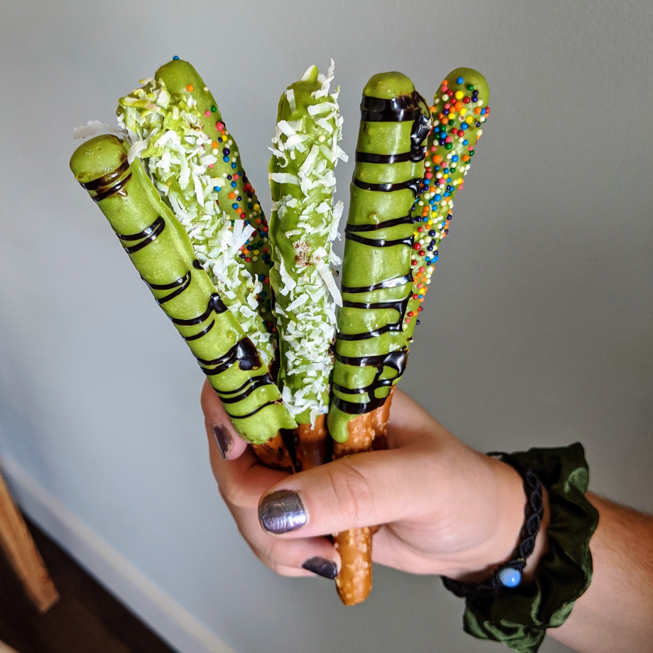 Matcha Pretzel Sticks